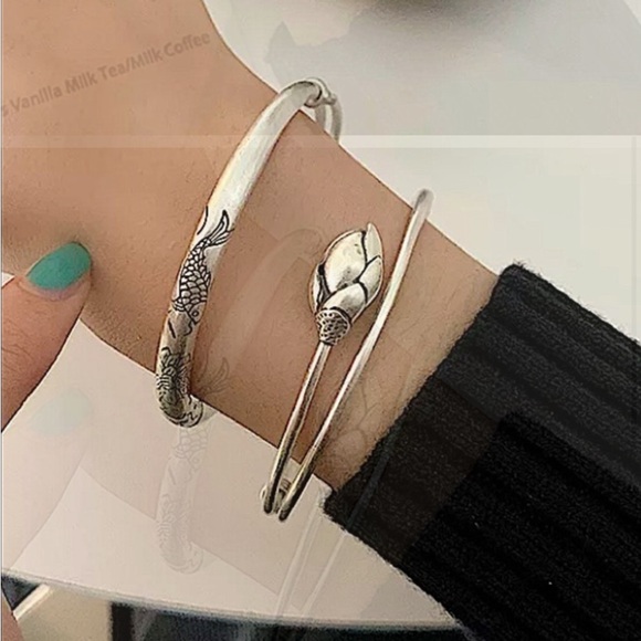 STERLING SILVER ROSE FLOWER BANGLE BRACELET - Picture 8 of 8